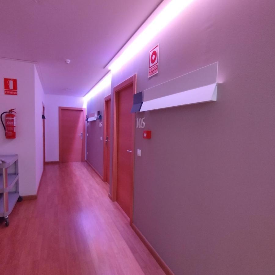Hello Villarreal Suites Vila-real ภายนอก รูปภาพ