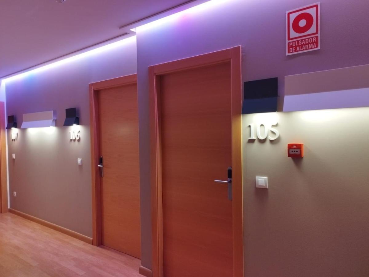 Hello Villarreal Suites Vila-real ภายนอก รูปภาพ