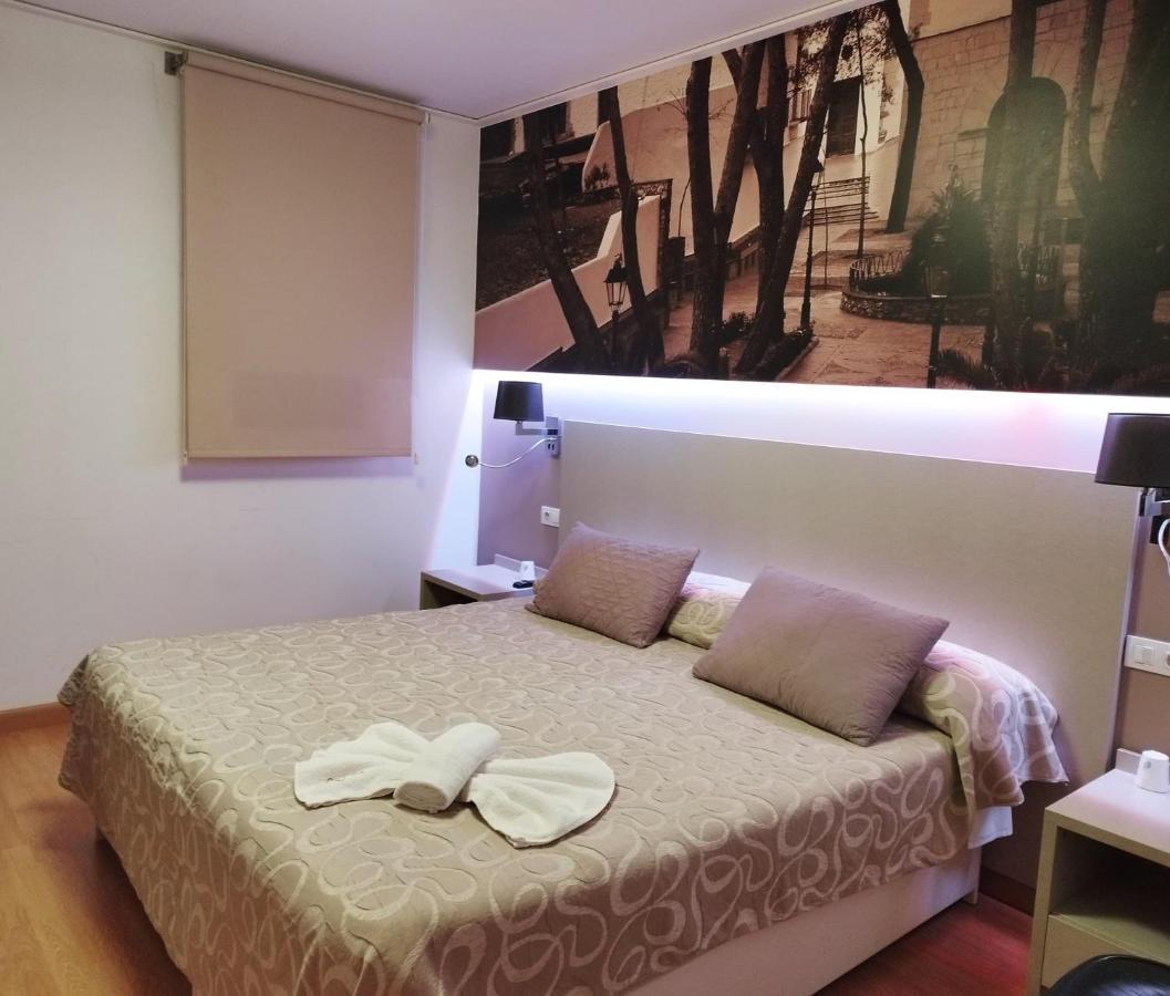 Hello Villarreal Suites Vila-real ภายนอก รูปภาพ