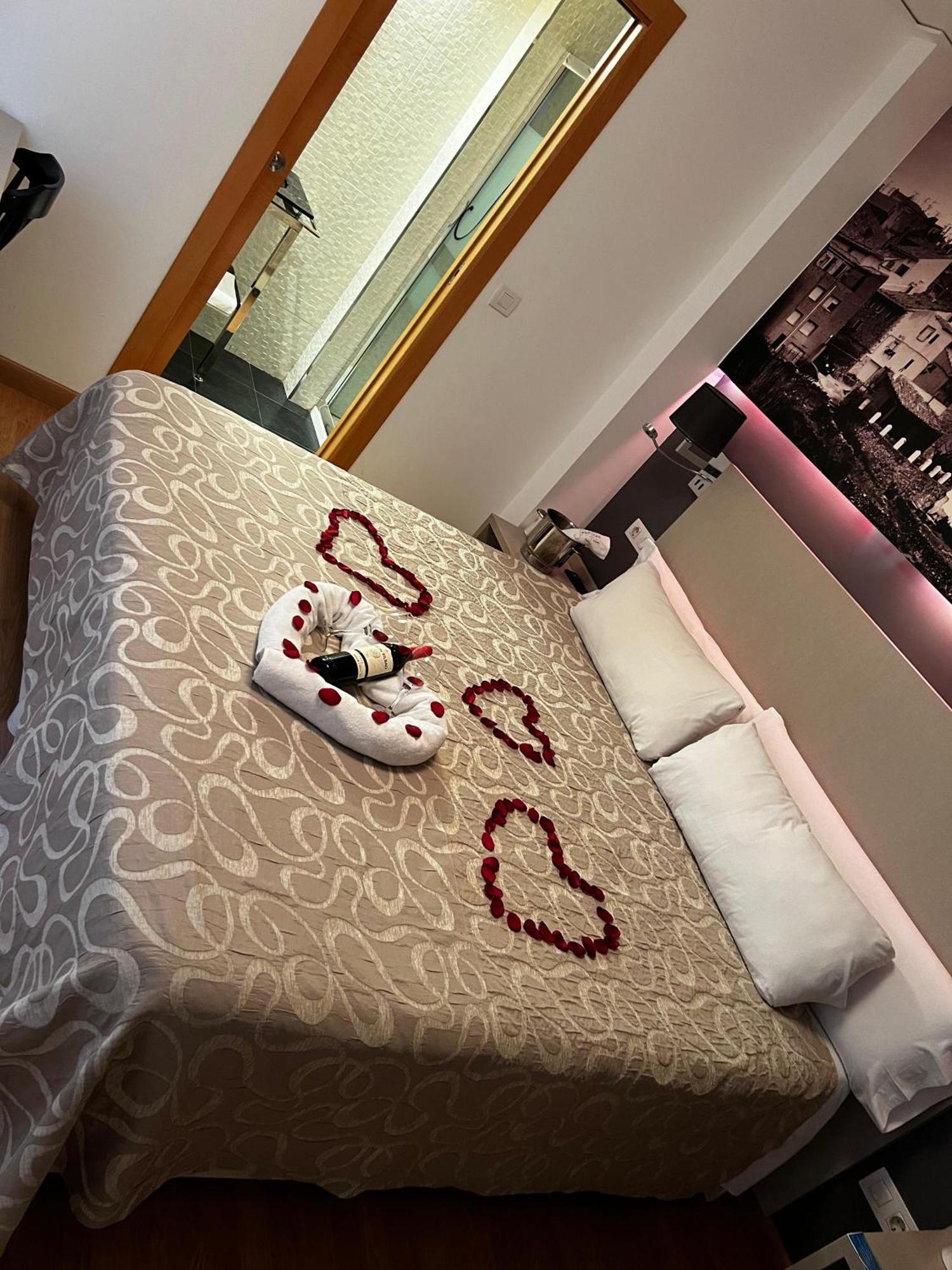 Hello Villarreal Suites Vila-real ภายนอก รูปภาพ
