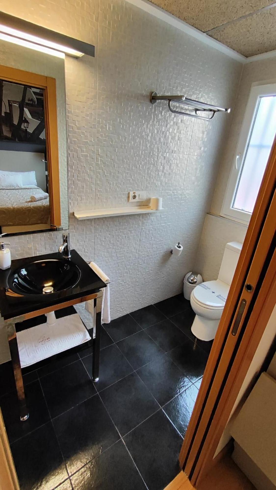 Hello Villarreal Suites Vila-real ภายนอก รูปภาพ