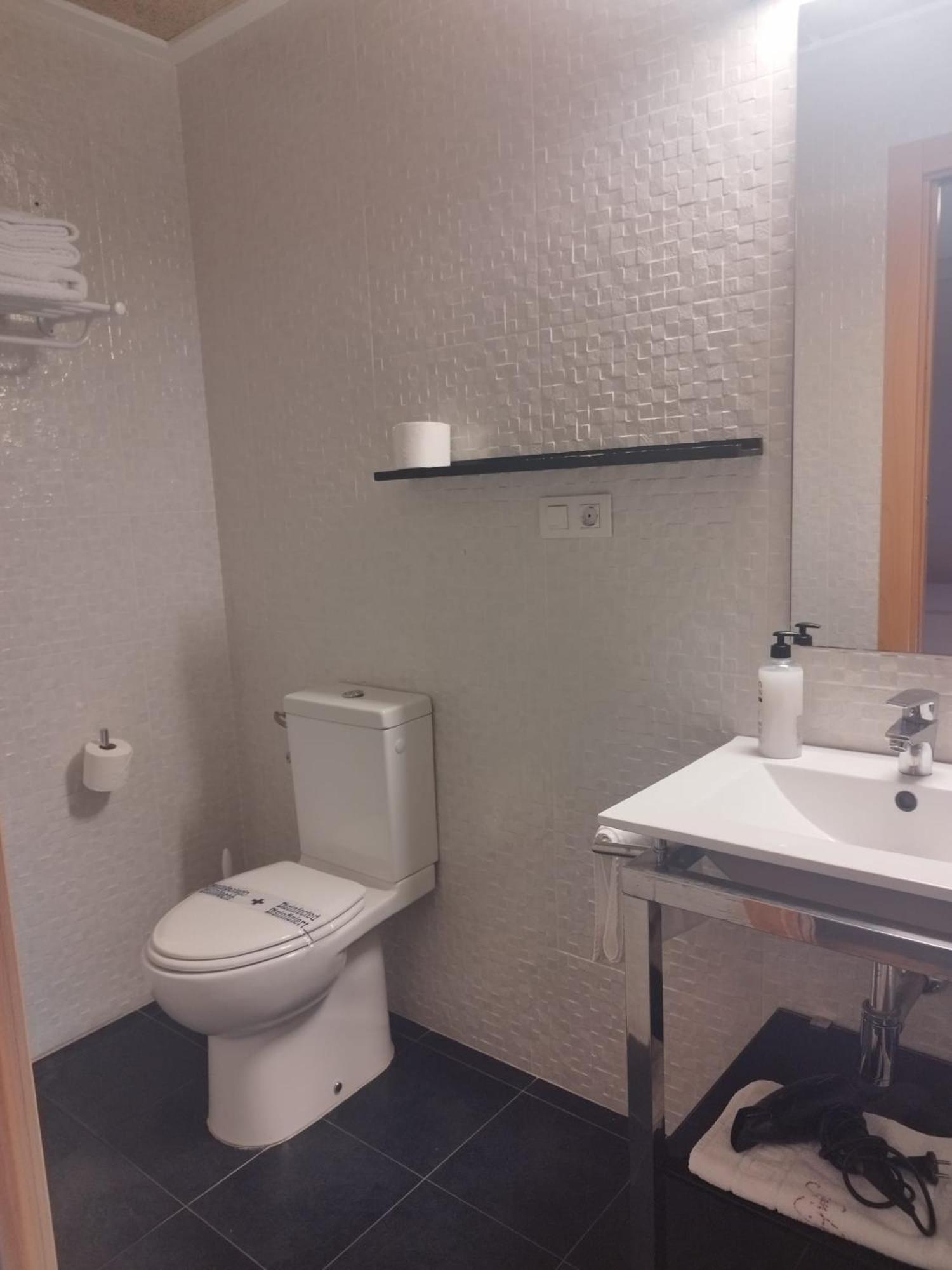 Hello Villarreal Suites Vila-real ภายนอก รูปภาพ
